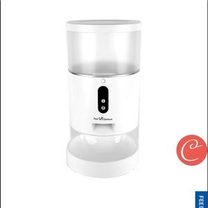Wi-Fi camera pet feeder